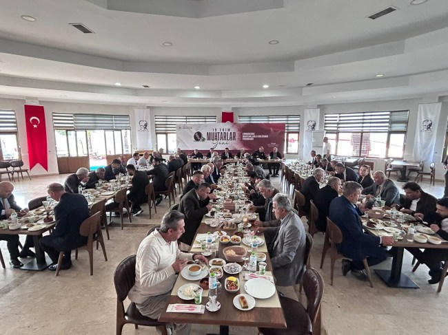 Vali Yardımcısı Mutlu Almalı, Muhtarlarla Bir Araya Geldi