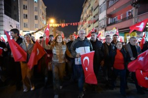 KDZ. EREĞLİDE CUMHURİYET COŞKUSU SOKAKLARA SIĞMADI