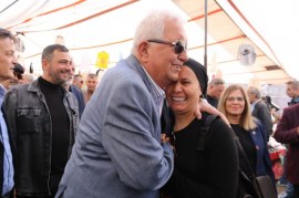 Başkan Posbıyıka, Cumartesi Pazarında Sevgi Seli